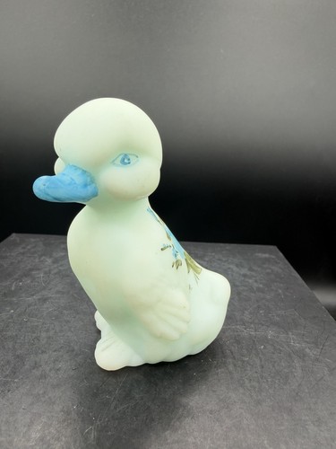 Fenton hand painted duck - hand,