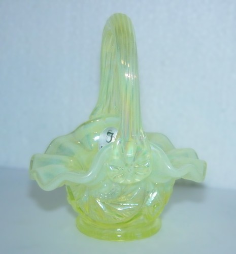 Fenton mini aztec hobstar - fenton,