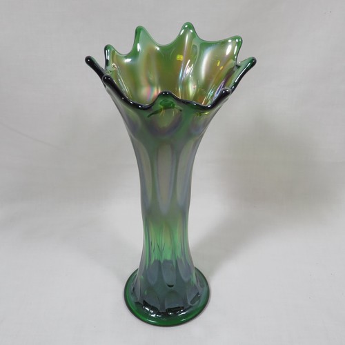 Fenton swung vase green - fenton,